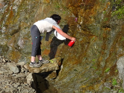  Puiser de l eau a la source